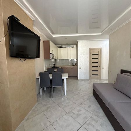 Apartment In Khmelnytsky Street Λβιβ Εξωτερικό φωτογραφία