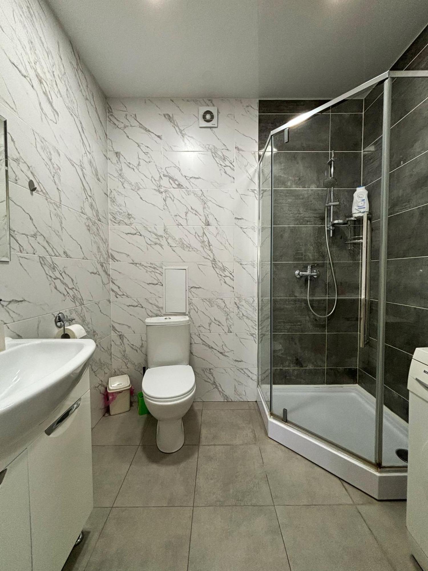Apartment In Khmelnytsky Street Λβιβ Εξωτερικό φωτογραφία